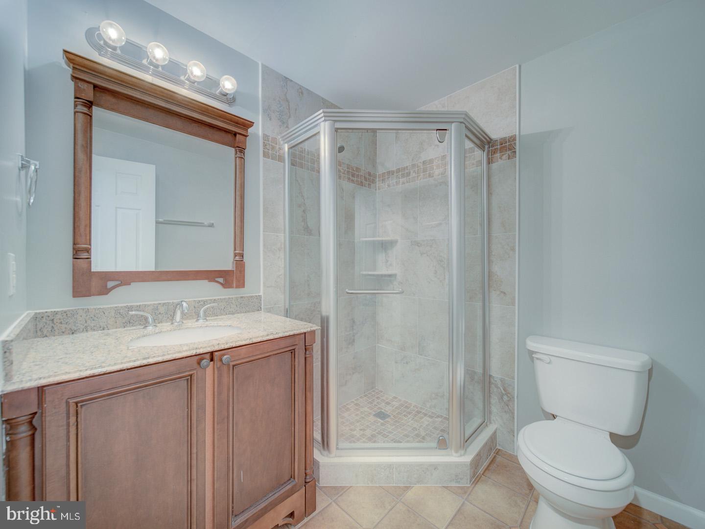 103 Susan Constant Ct Property Photo 64