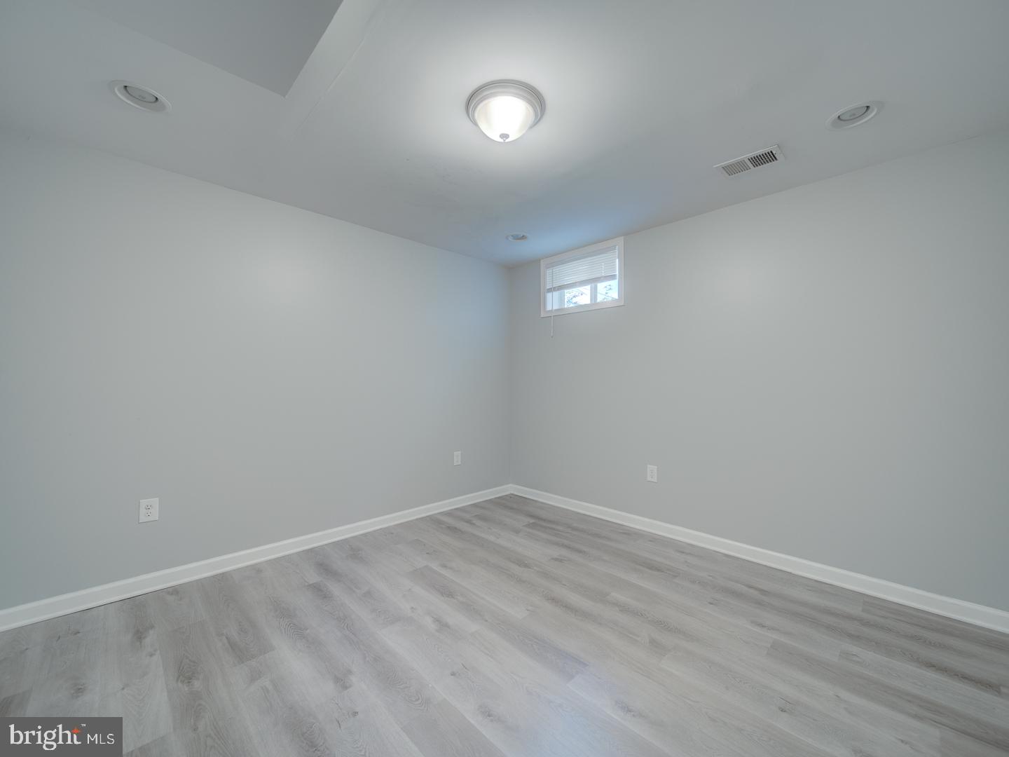 103 Susan Constant Ct Property Photo 65