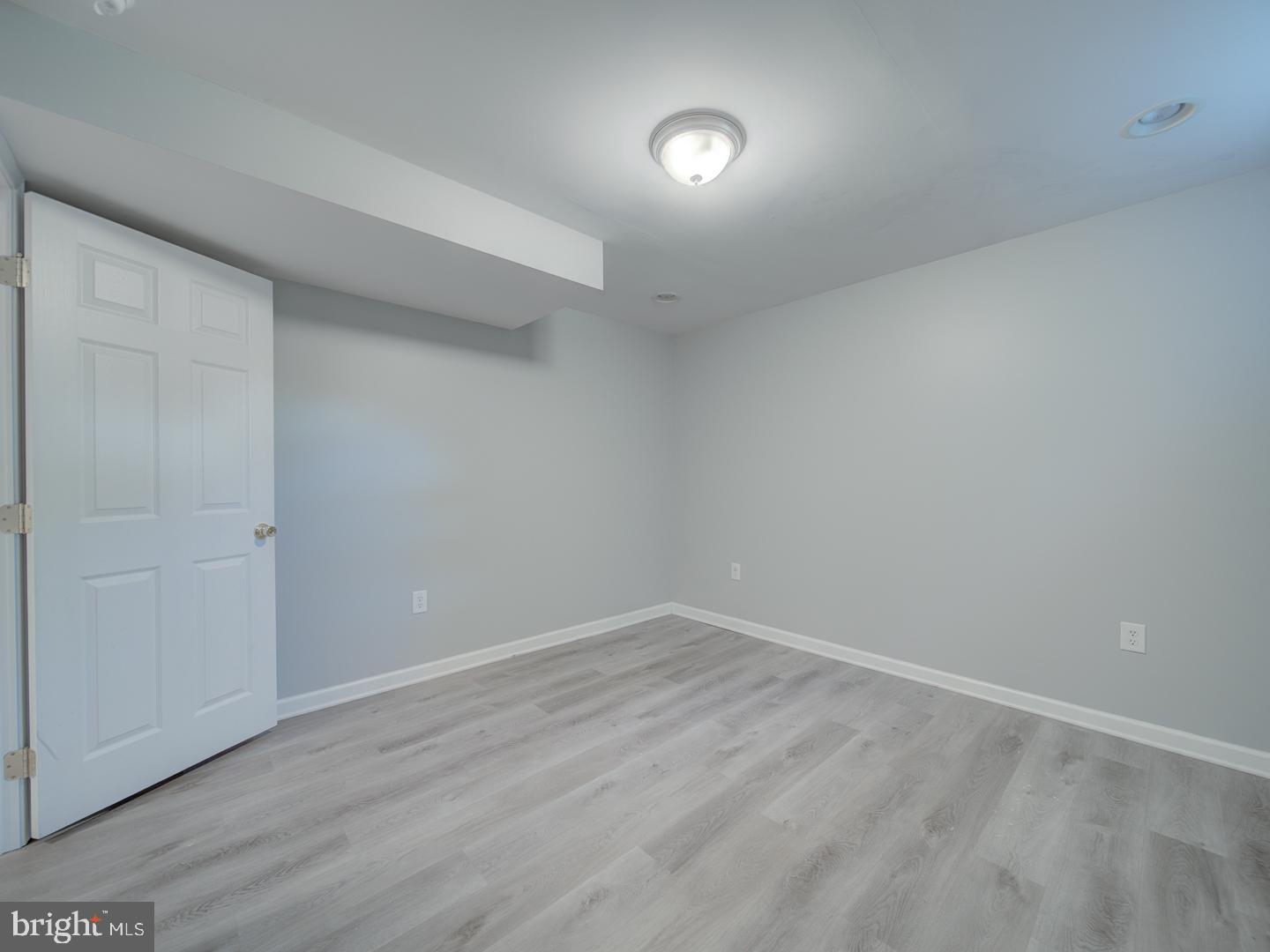 103 Susan Constant Ct Property Photo 68
