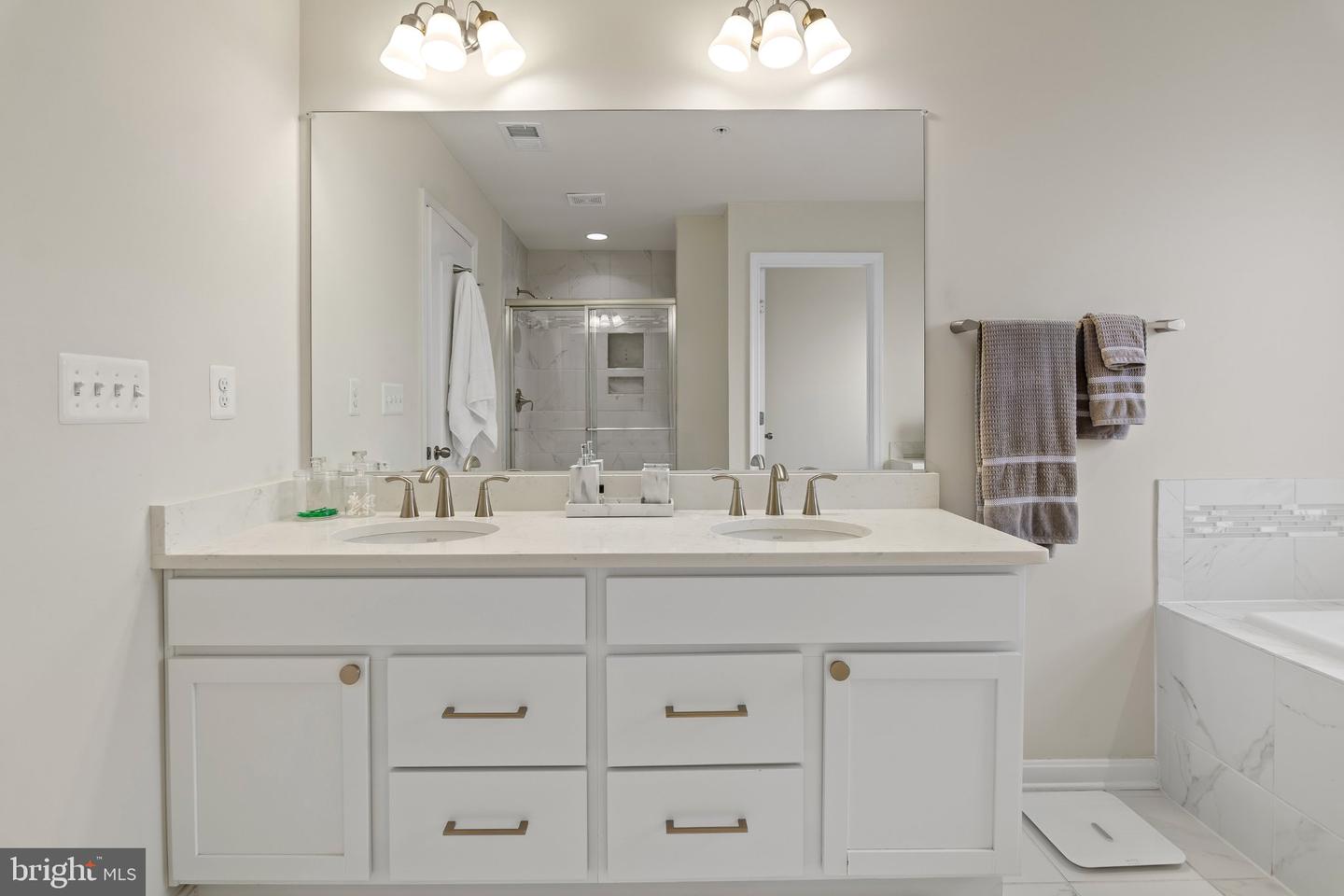 2926 Galahad Ct Property Photo 40