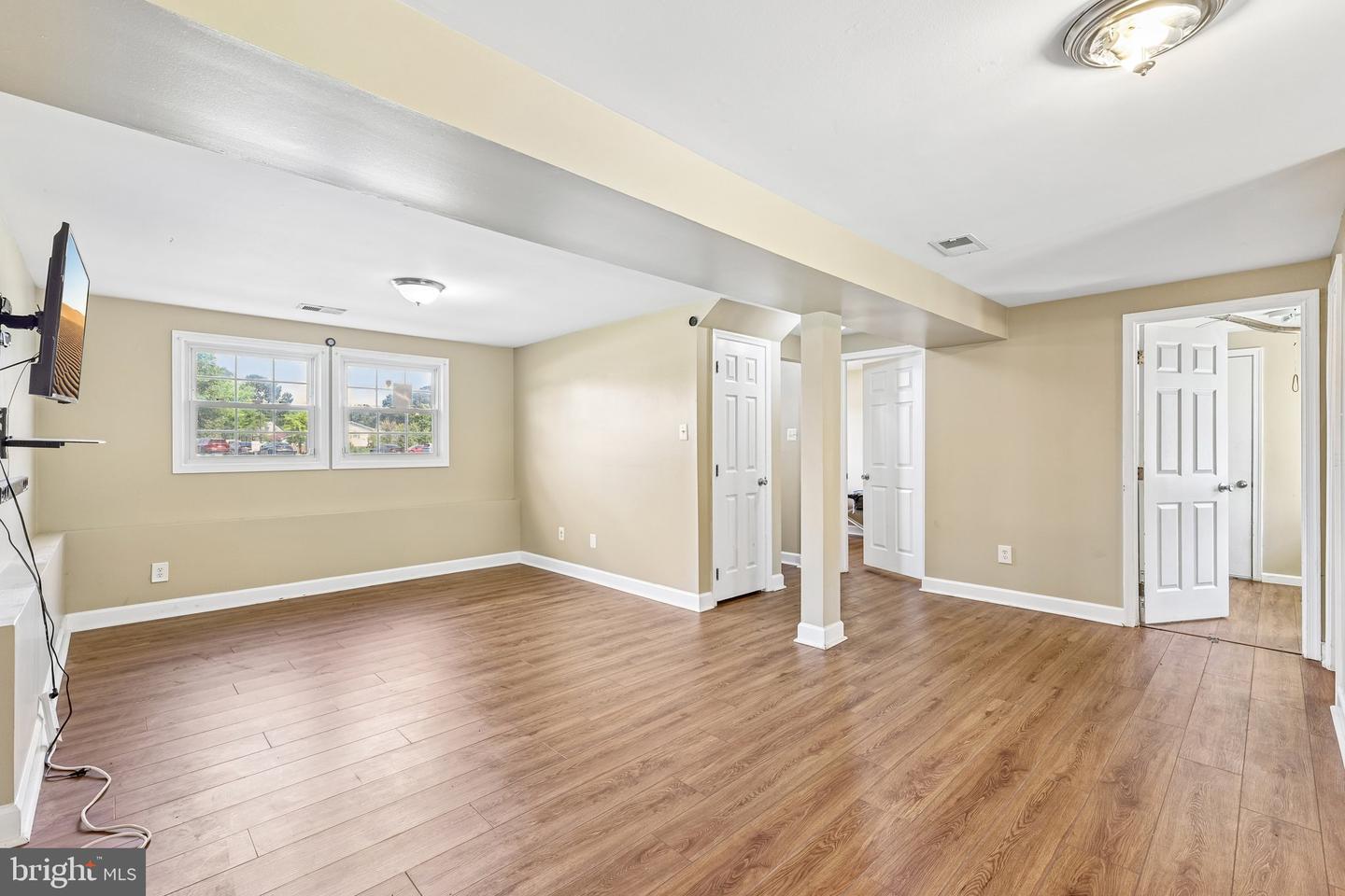 823 Stone Ave Property Photo 32