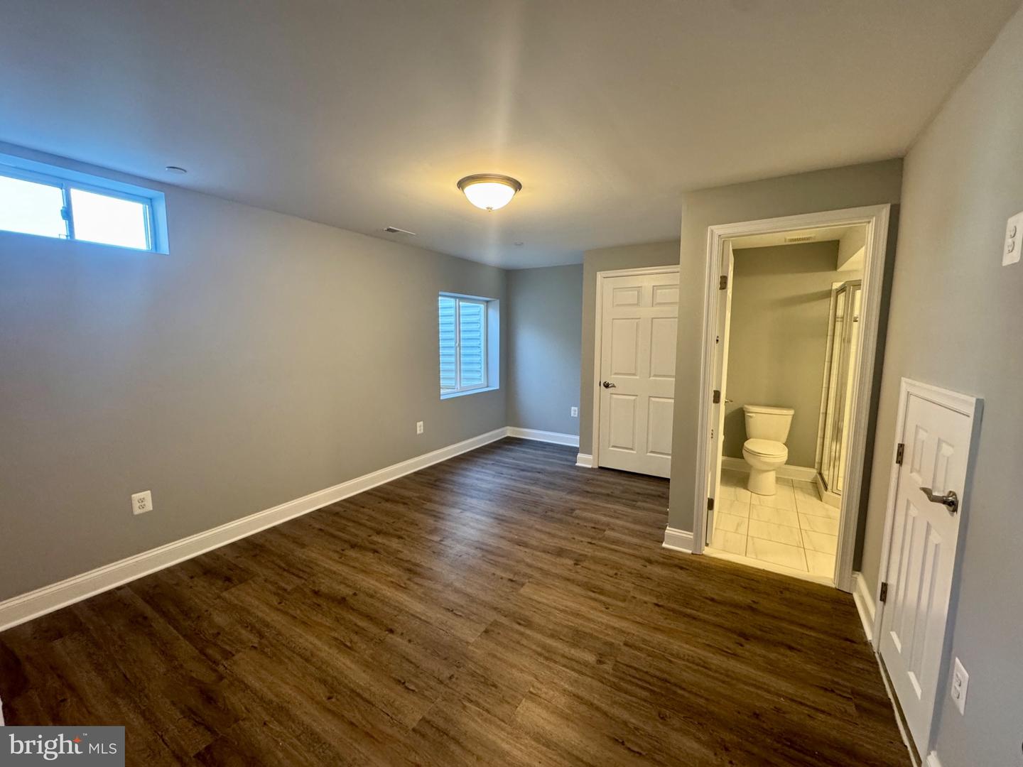 1005 Clover Cir #b Property Photo 6