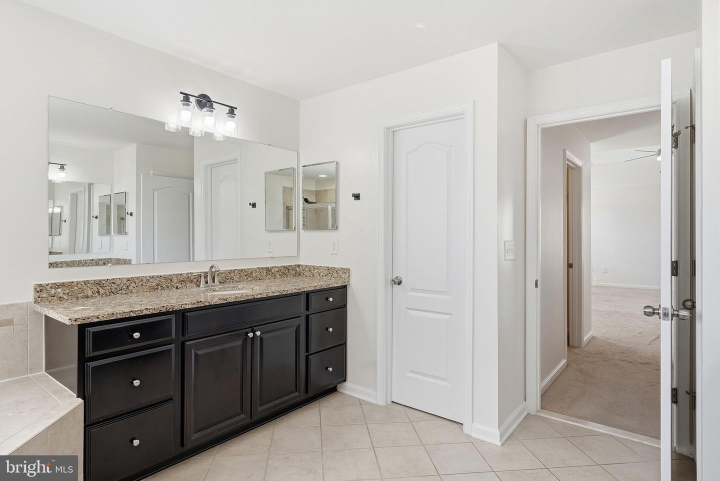 11163 Saint Christopher Dr Property Photo 15