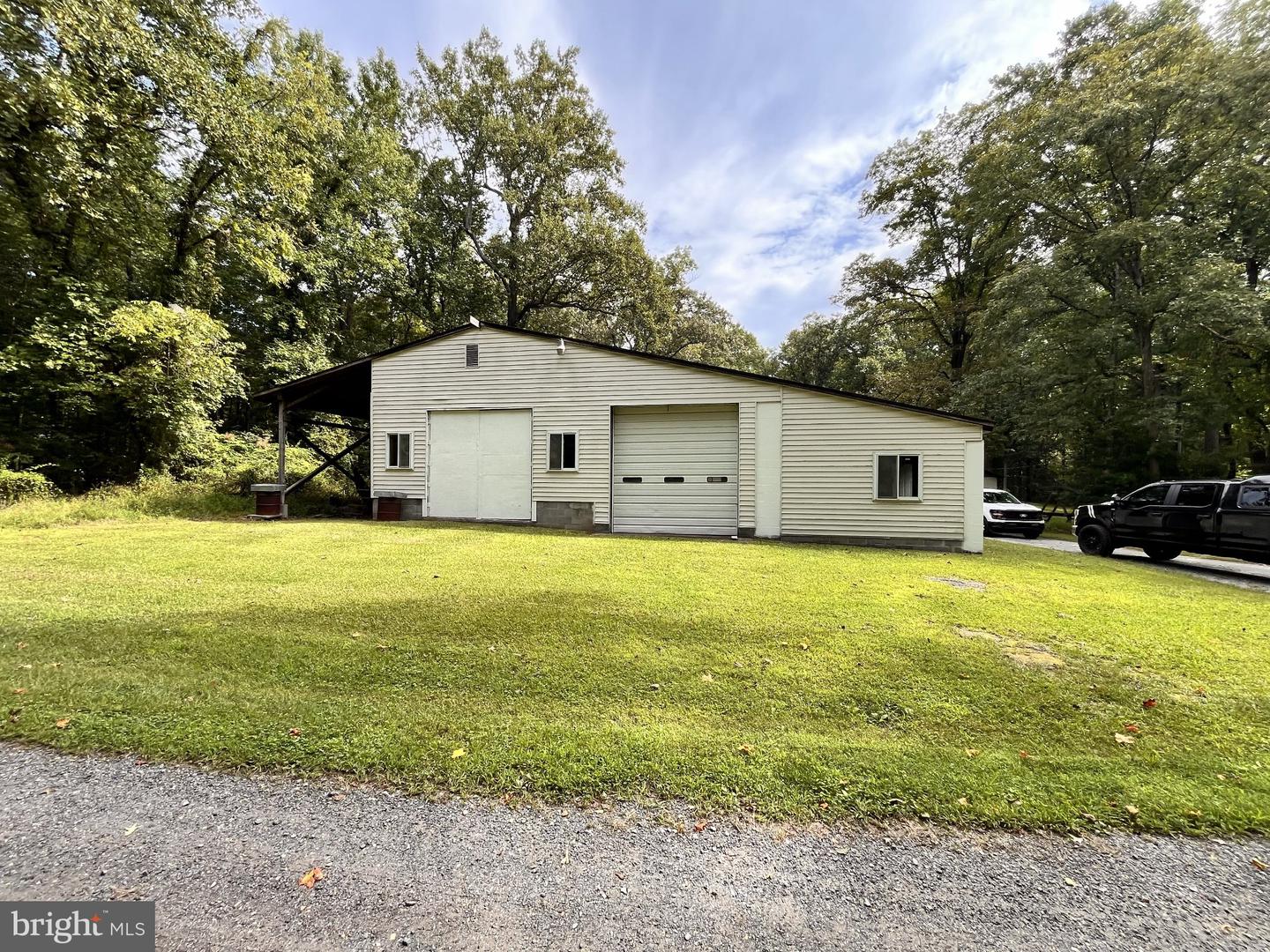 2220 Black Walnut Pl Property Photo 4