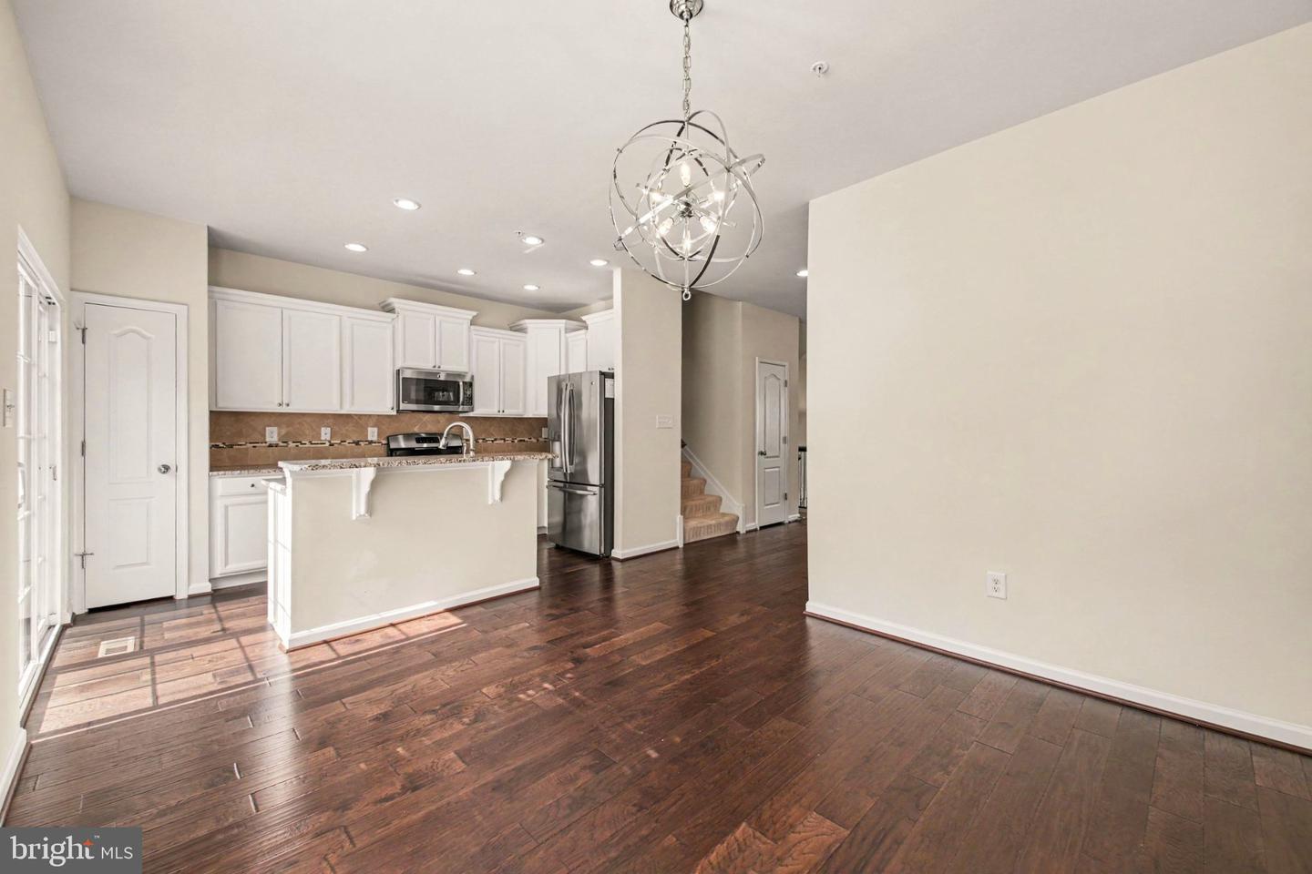 2832 Coppersmith Pl Property Photo 6
