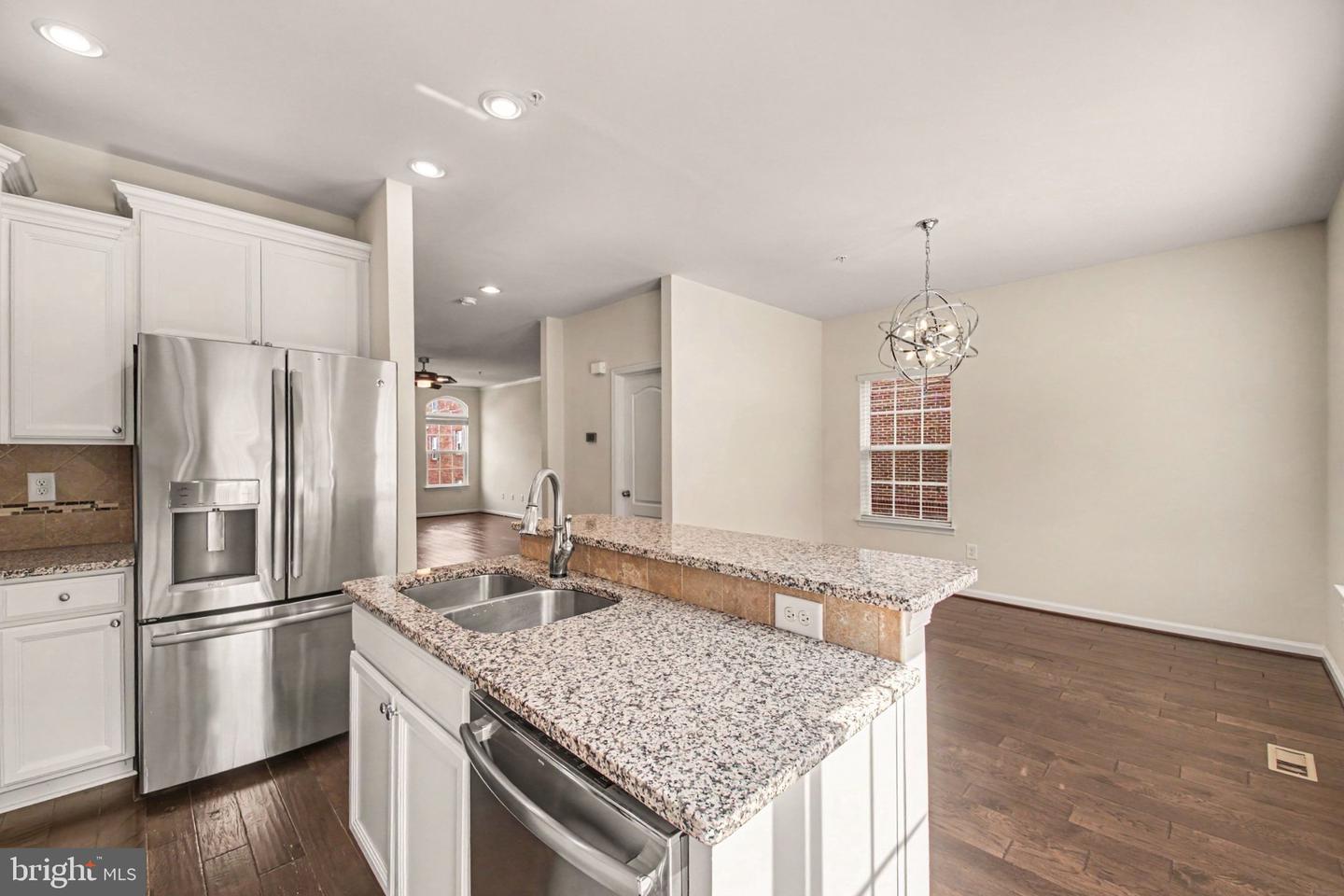 2832 Coppersmith Pl Property Photo 7