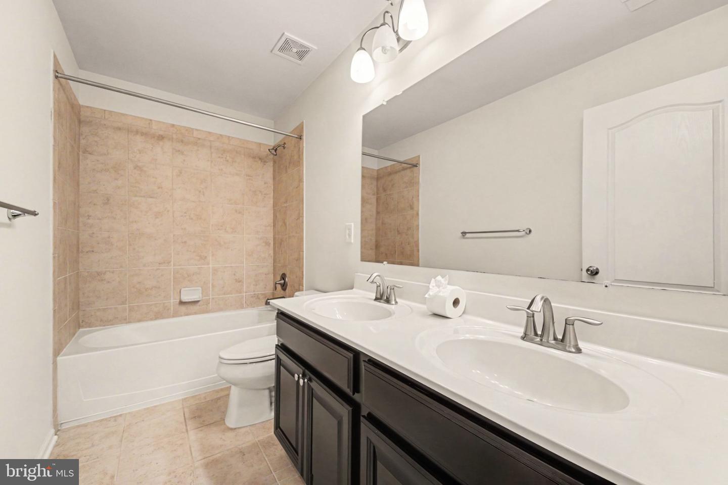 2832 Coppersmith Pl Property Photo 17