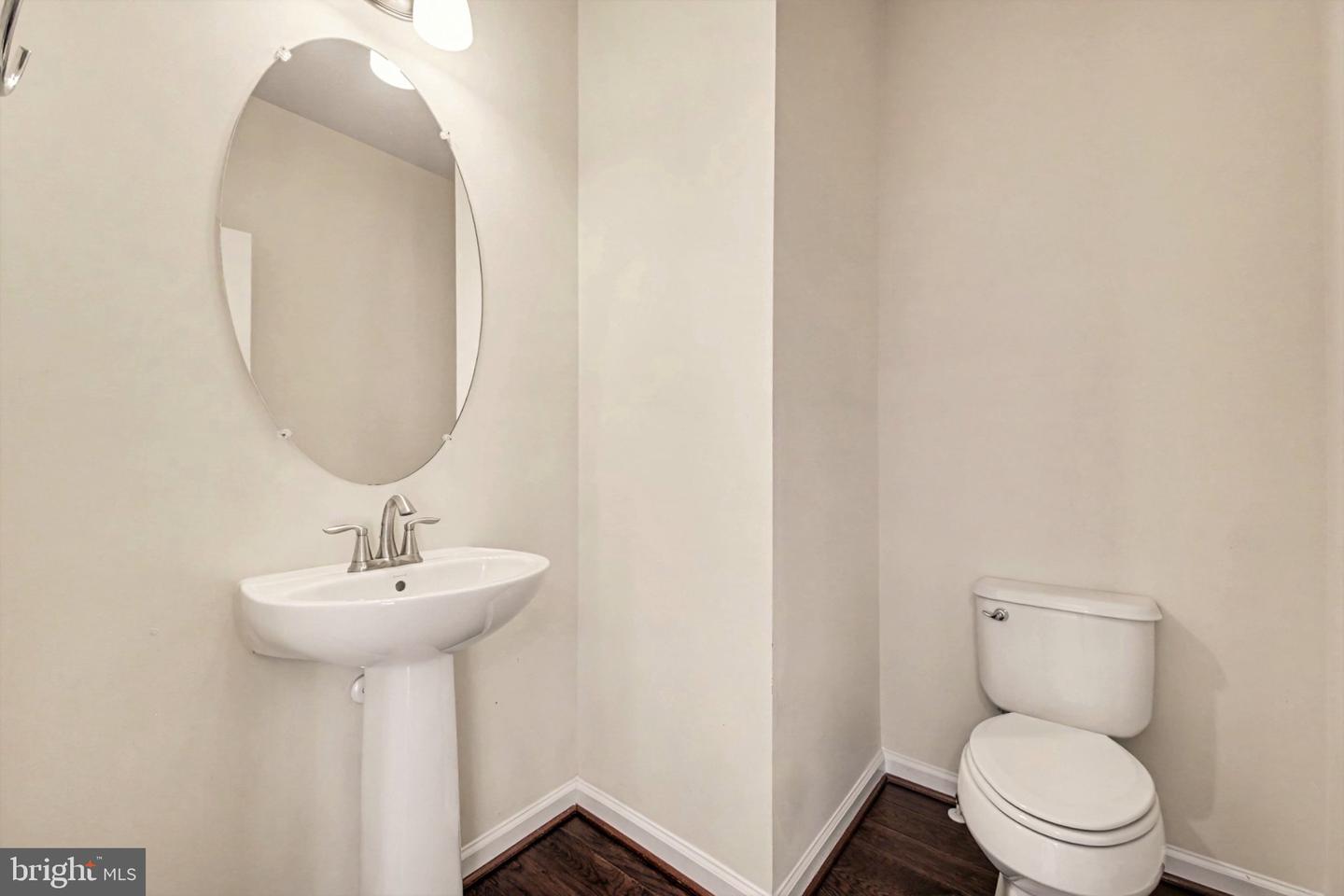 2832 Coppersmith Pl Property Photo 23