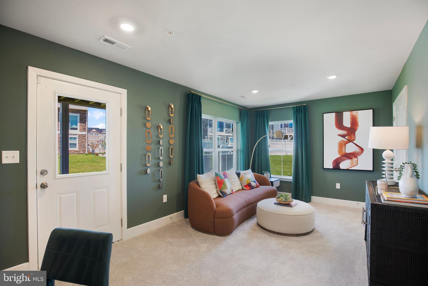 11077 Corvin Pl Property Photo 4