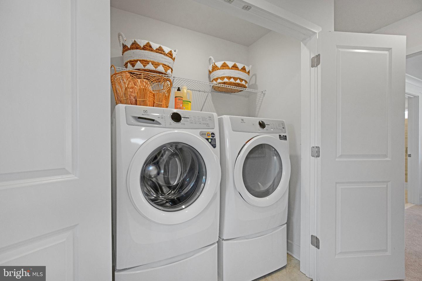 11077 Corvin Pl Property Photo 5