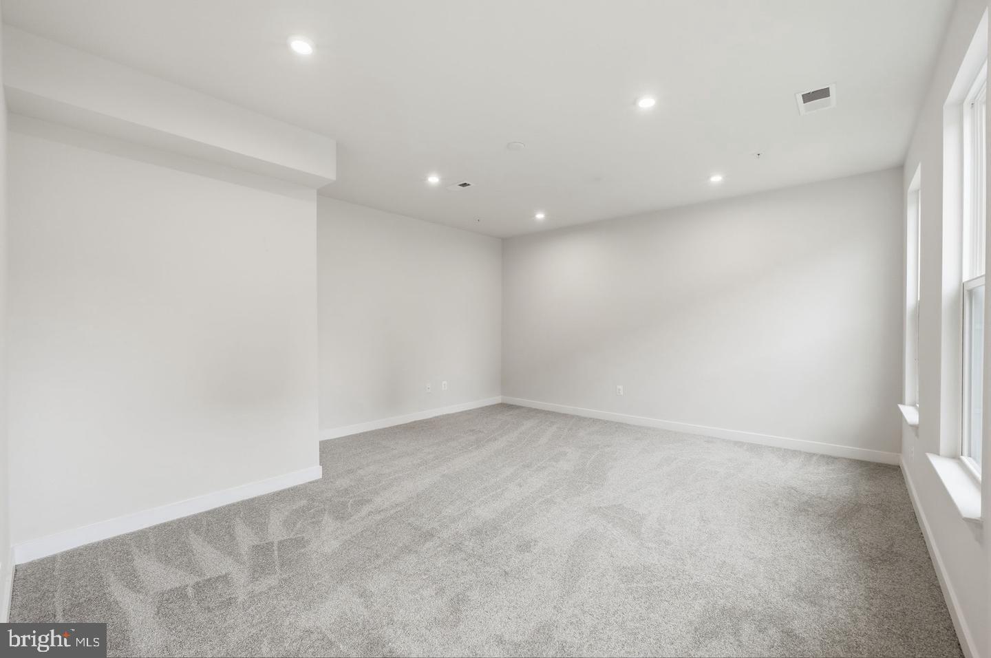 10929 Cavendish Aly Aly Property Photo 5