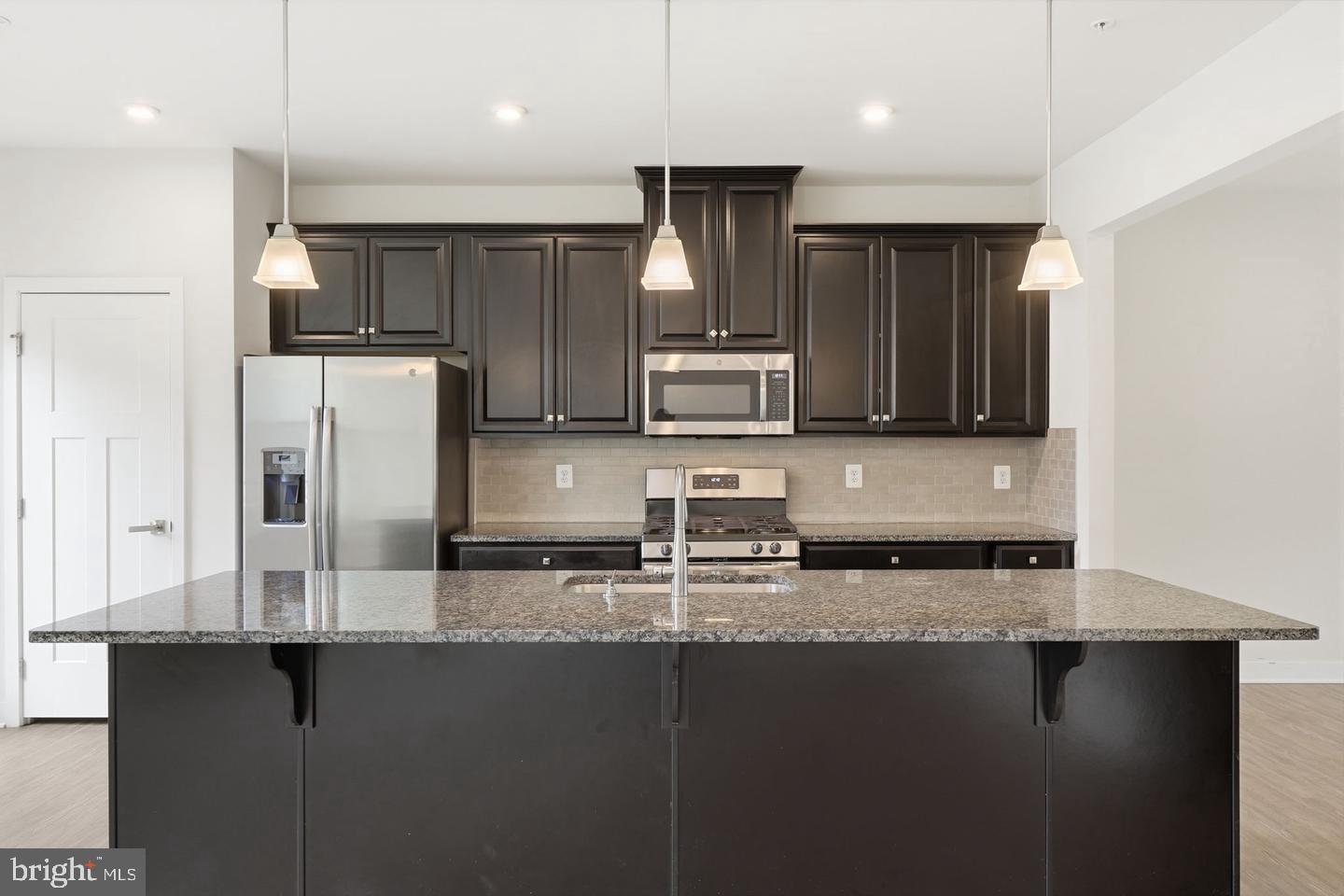 10929 Cavendish Aly Aly Property Photo 6