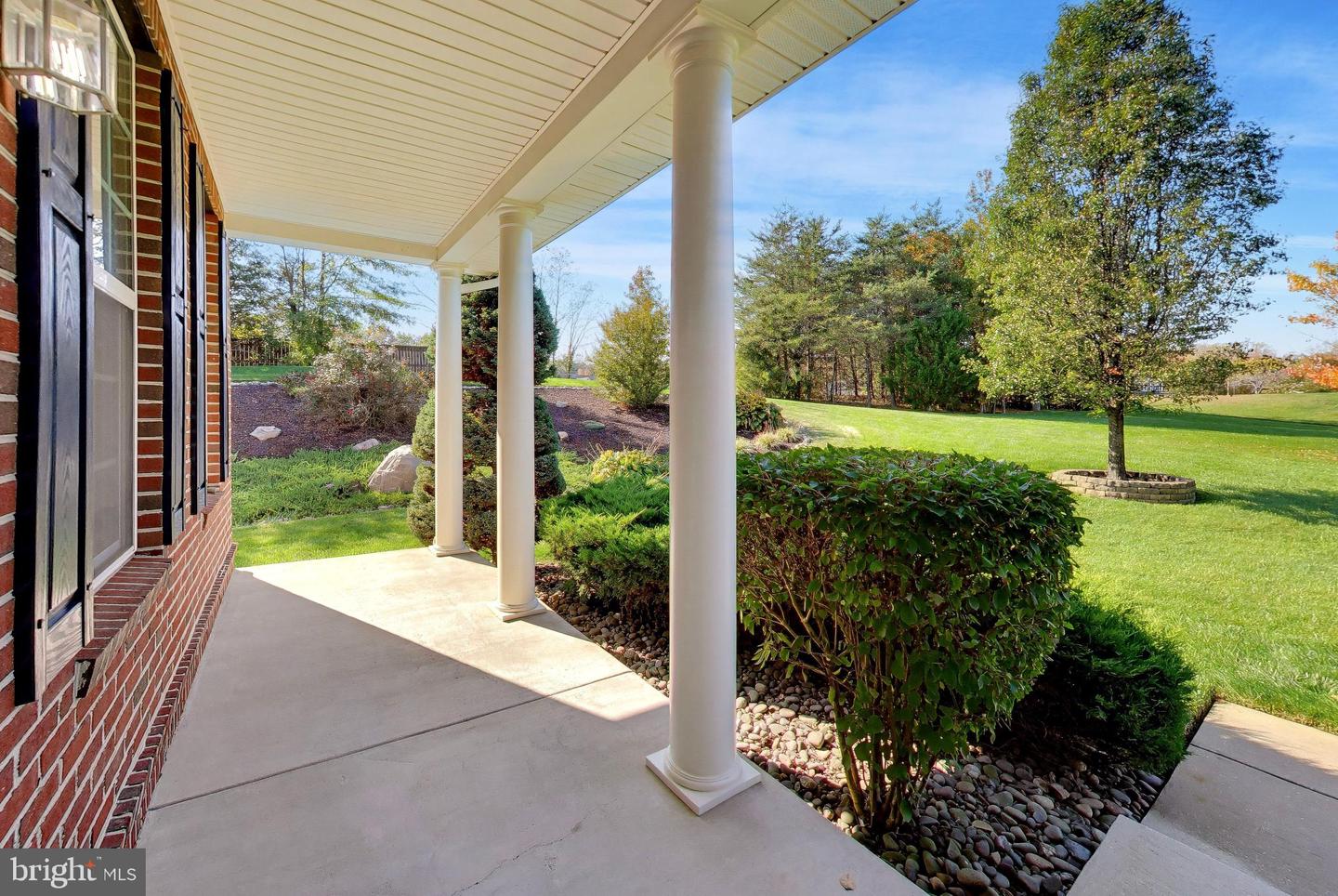6824 Barlowe Ct Property Photo 13