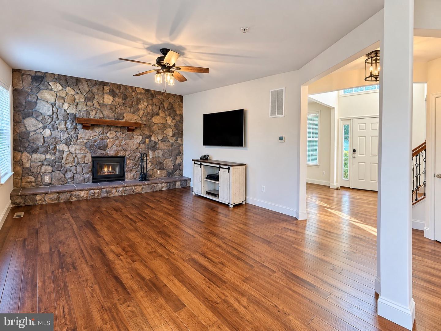 6824 Barlowe Ct Property Photo 14