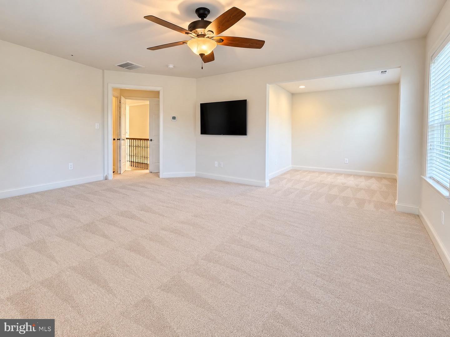 6824 Barlowe Ct Property Photo 21
