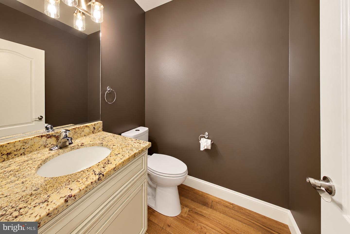 6824 Barlowe Ct Property Photo 46