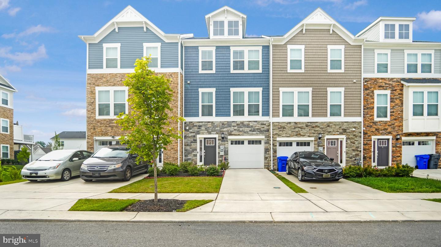 11042 CORVIN PL Property Photo 1