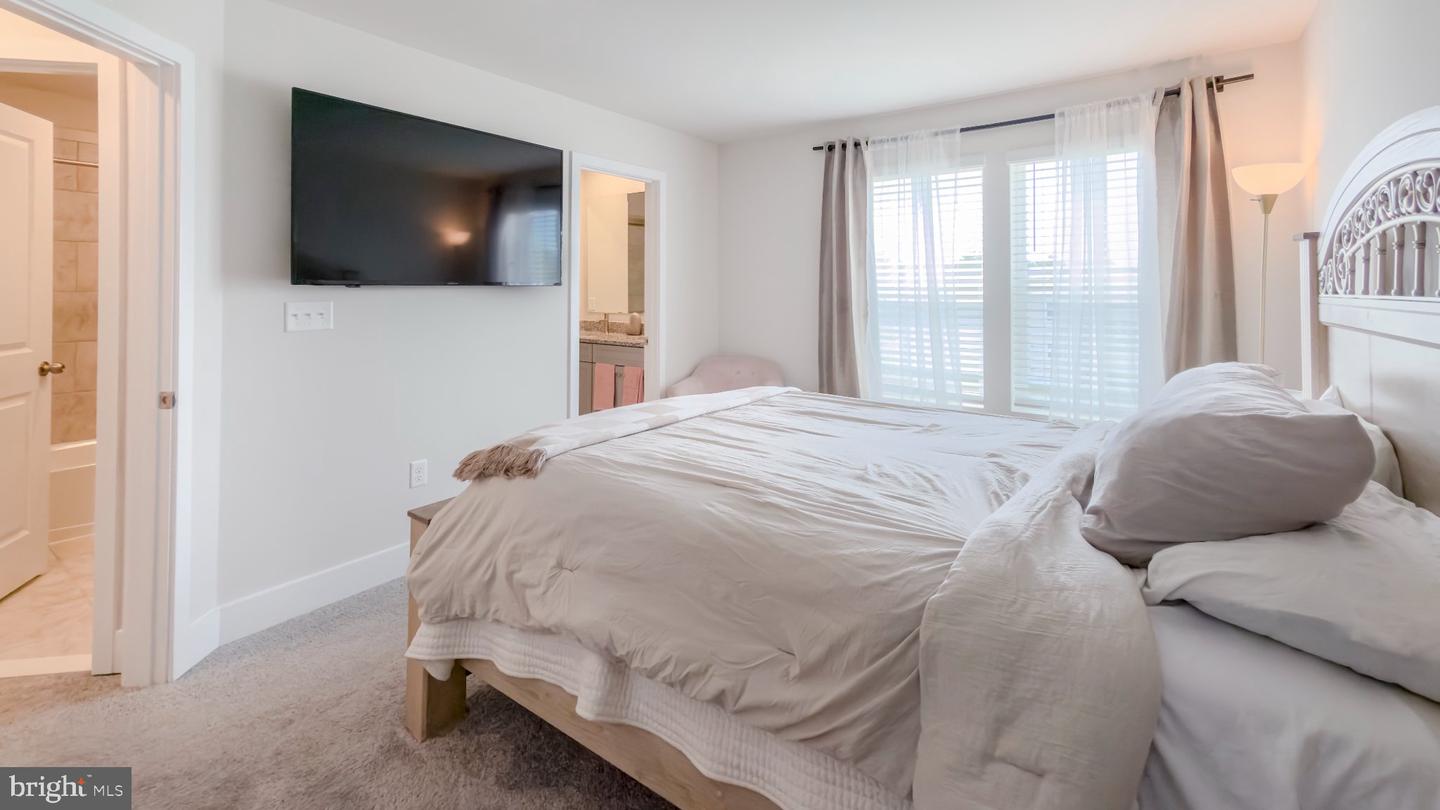 11042 Corvin Pl Property Photo 21