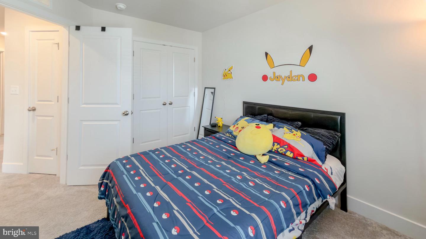 11042 Corvin Pl Property Photo 40