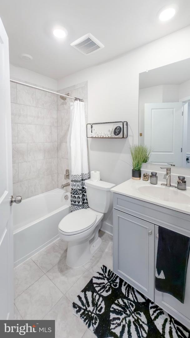 11042 Corvin Pl Property Photo 45