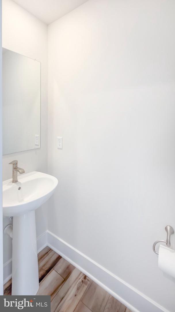 11042 Corvin Pl Property Photo 55