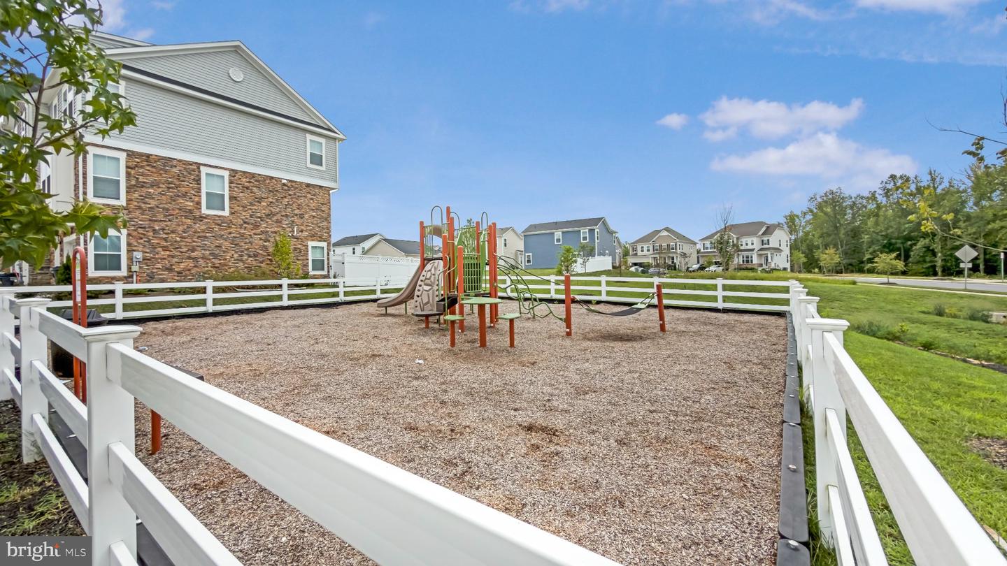 11042 Corvin Pl Property Photo 62