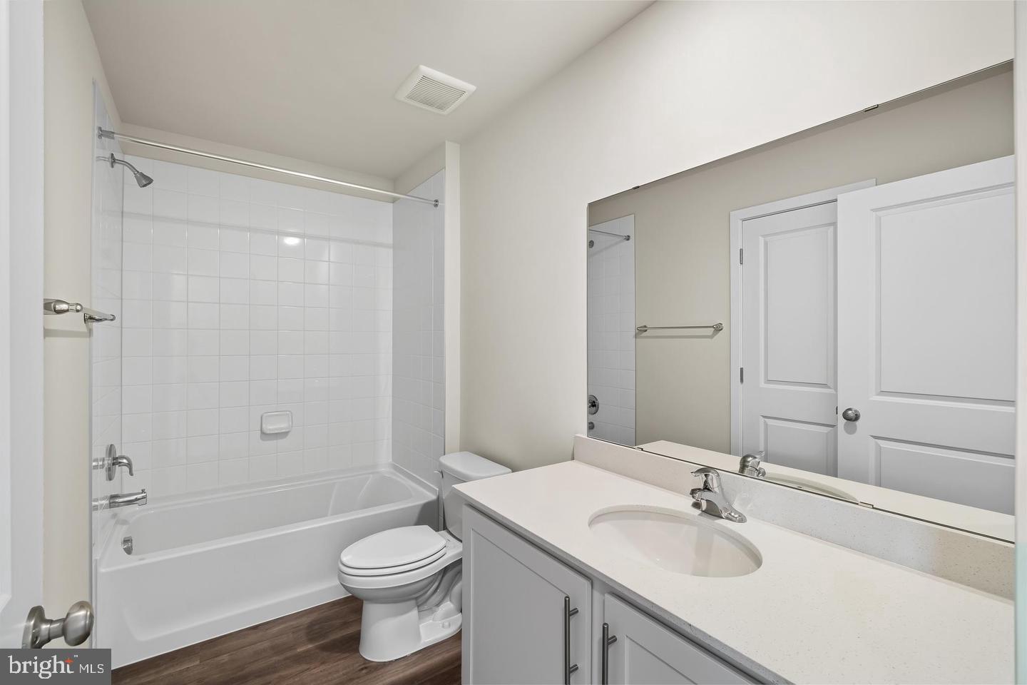 126 Soft Rush Ln Property Photo 8