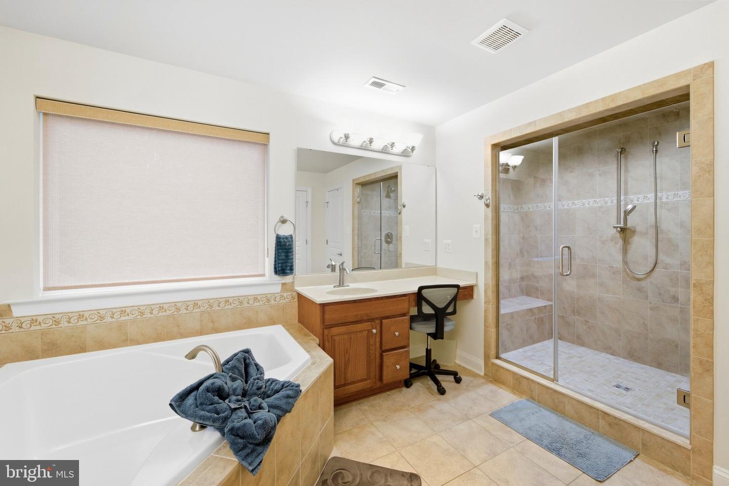 14435 Frontier Trails Ct Property Photo 5