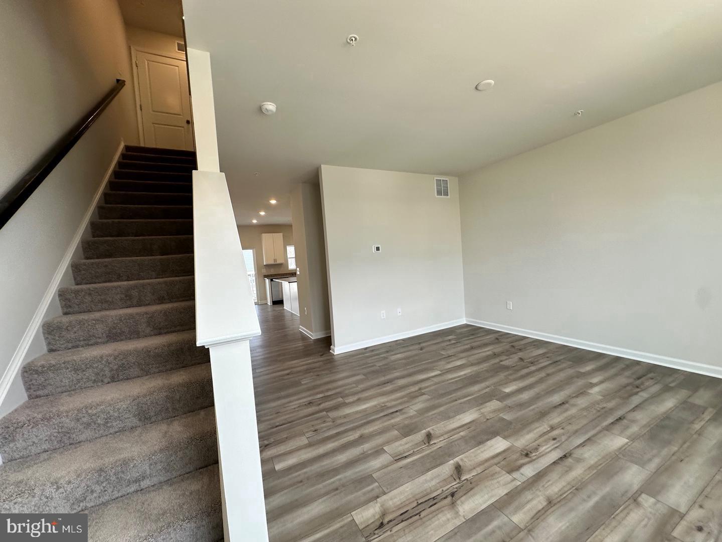 5476 Aberdeen Pl Property Photo 7