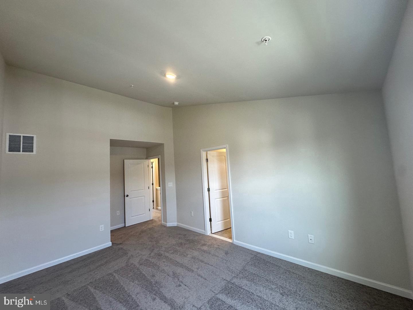 5476 Aberdeen Pl Property Photo 15