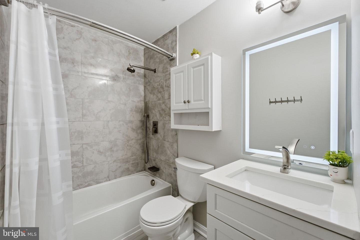 2500 Dowitcher Ct Property Photo 44