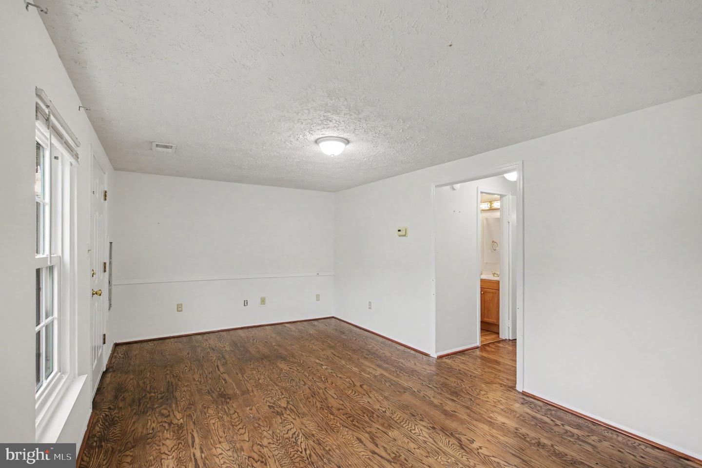 42 Teal Ct Property Photo 7