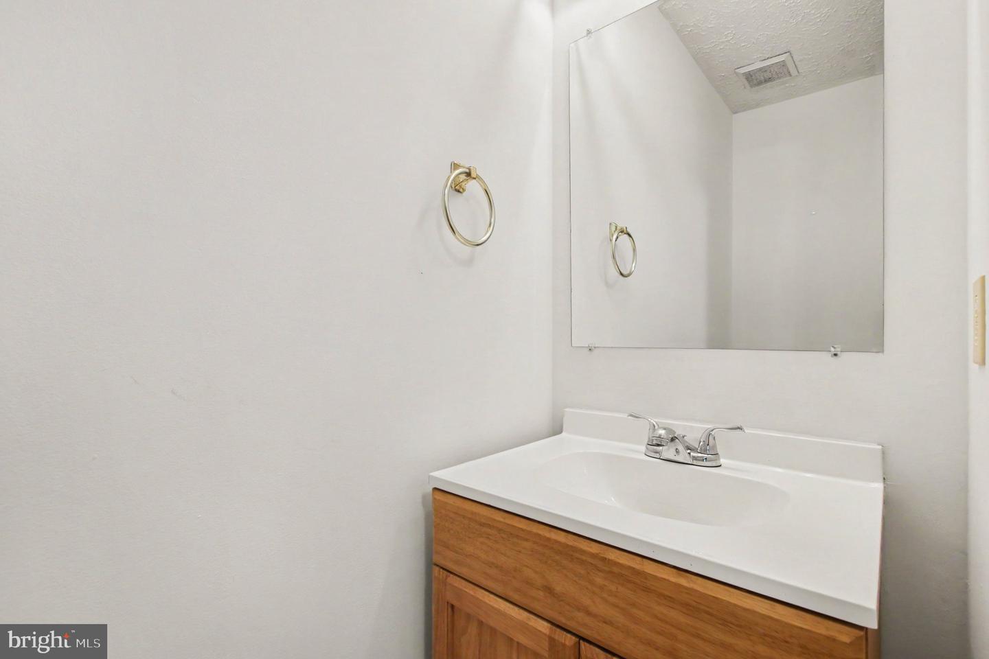 42 Teal Ct Property Photo 15