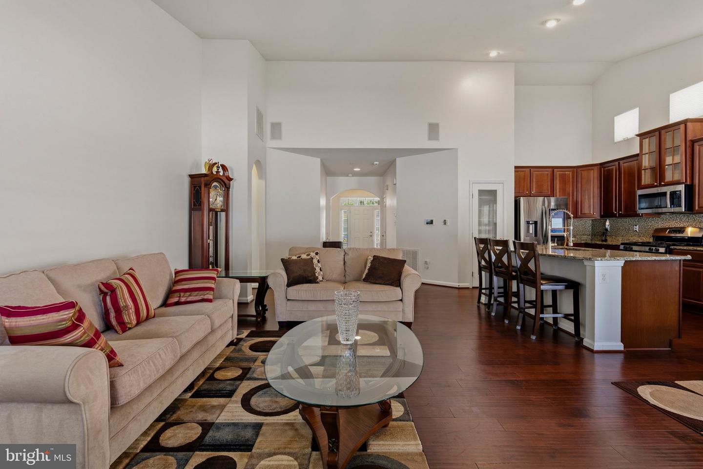 10652 Shadow Park Ct Property Photo 11