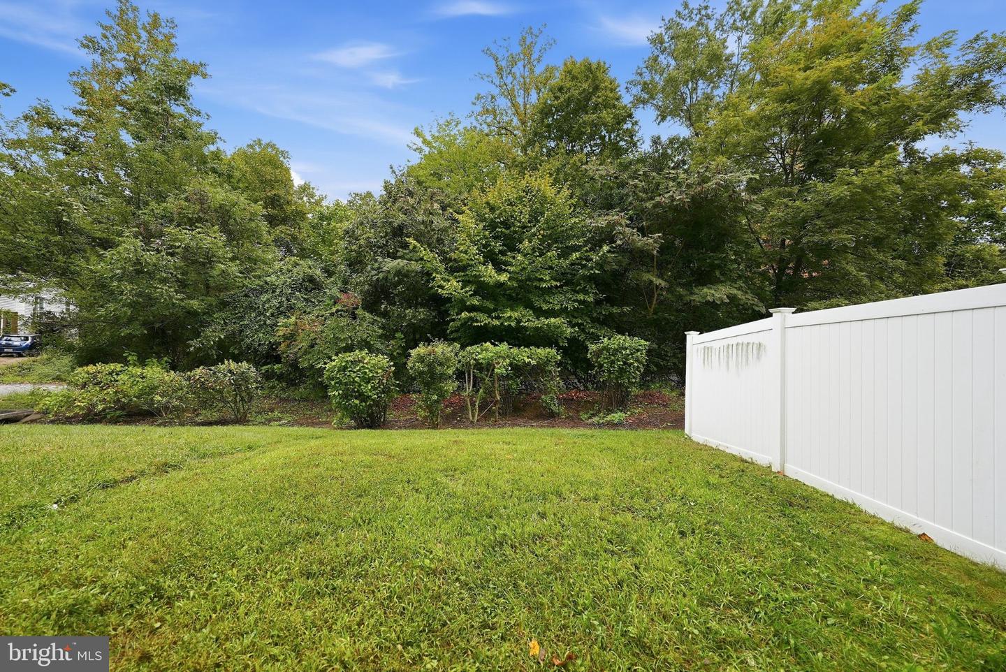 2702 Coppersmith Pl Property Photo 25