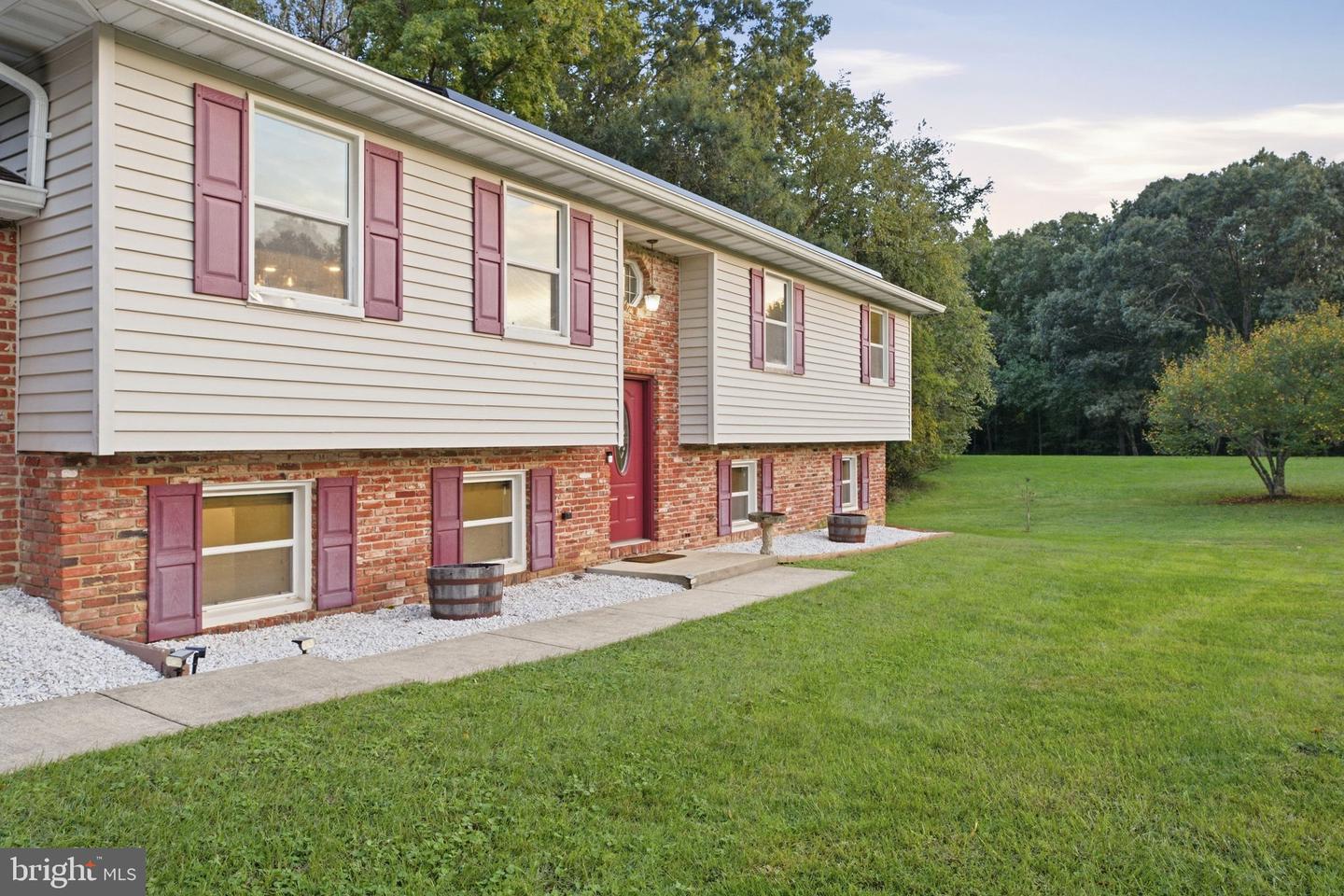 11567 Deer Ln Property Photo 5