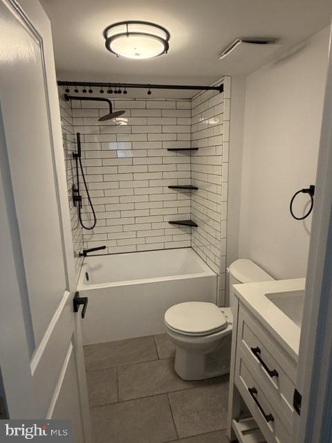 3310 Russian Pl Property Photo 5