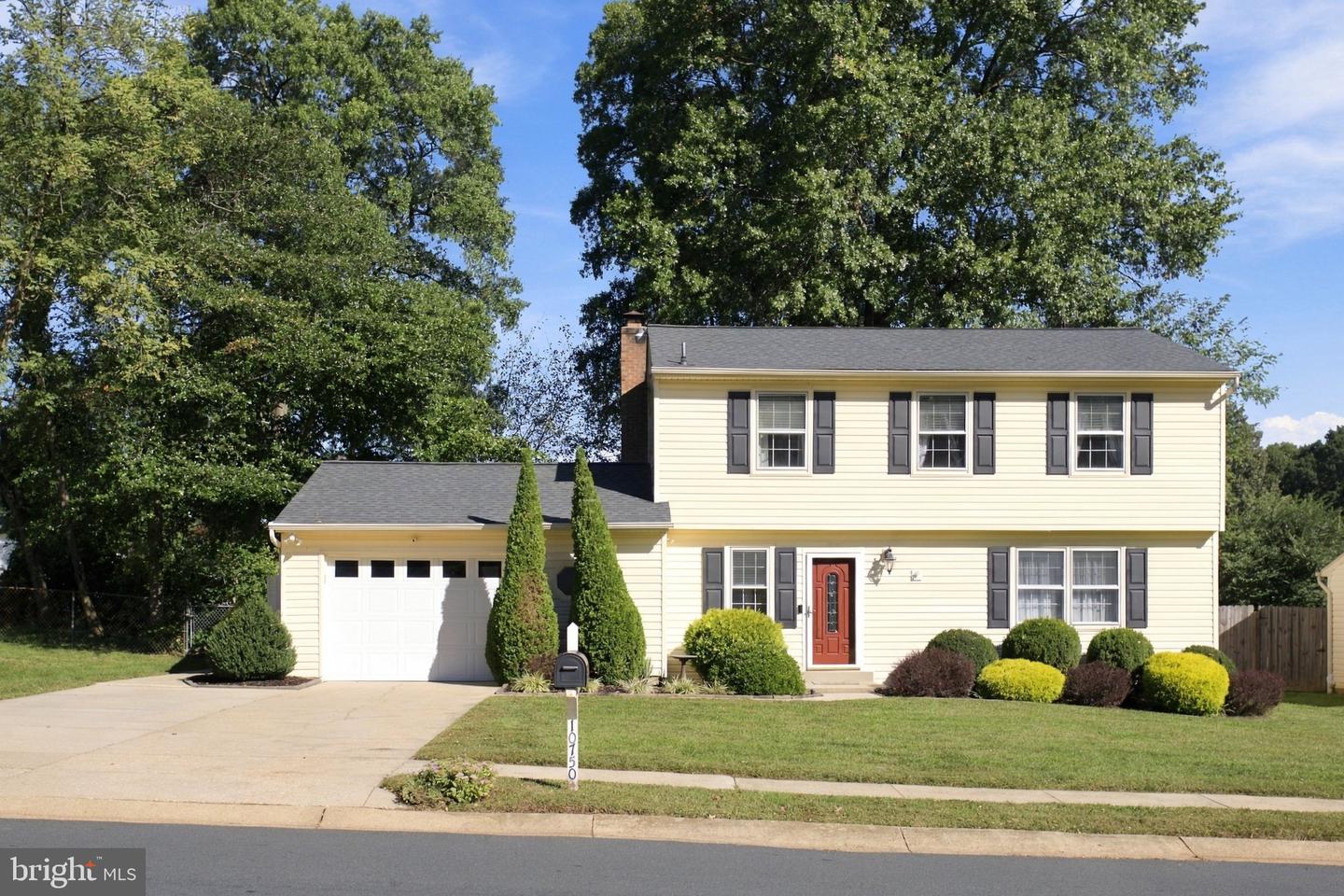 10750 Cedarwood Dr Property Photo 2