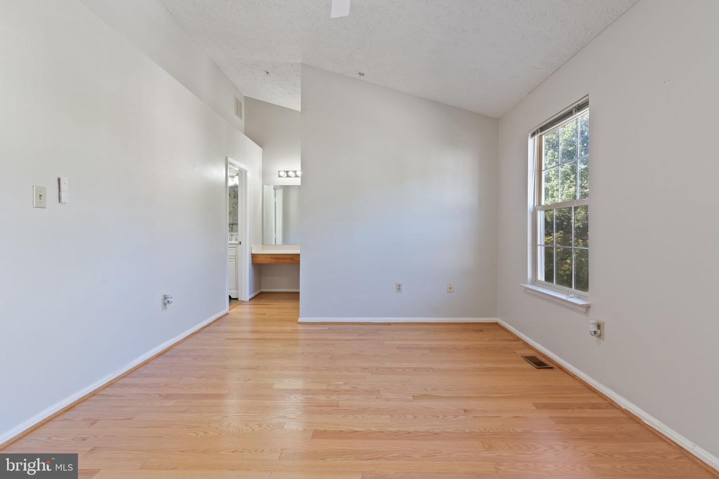 5007 Doctorfish Ct Property Photo 14