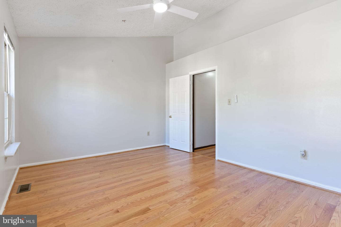 5007 Doctorfish Ct Property Photo 16