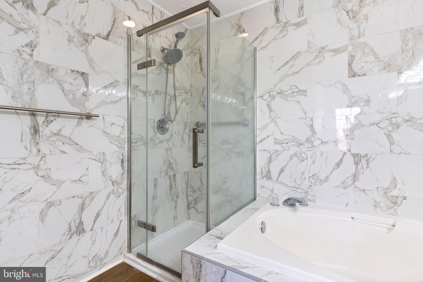 5007 Doctorfish Ct Property Photo 19