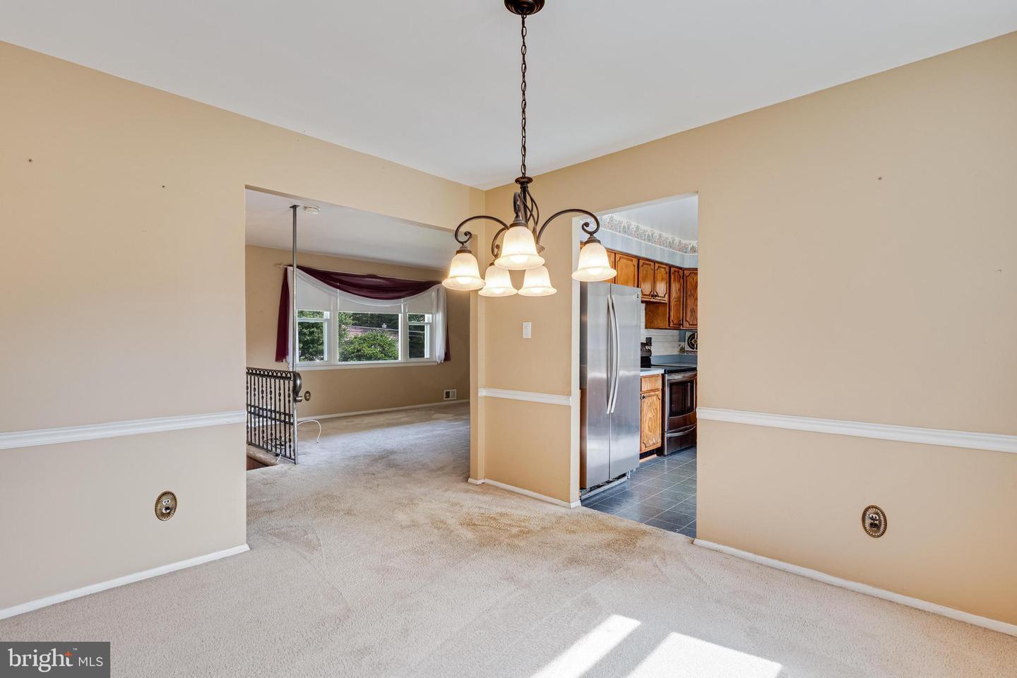 3662 Woodley Rd Property Photo 10