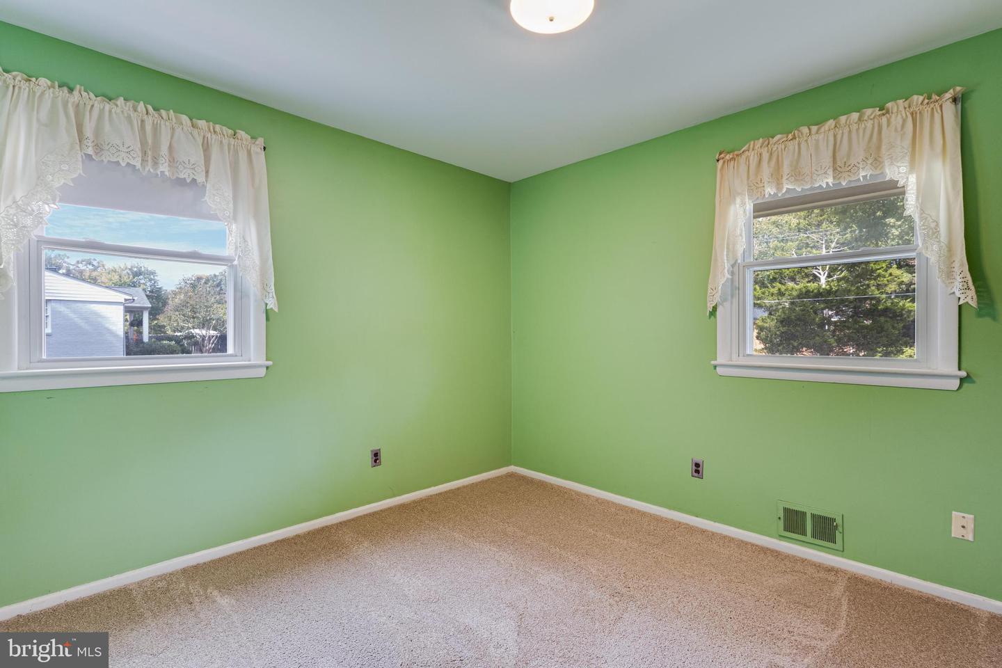 3662 Woodley Rd Property Photo 19