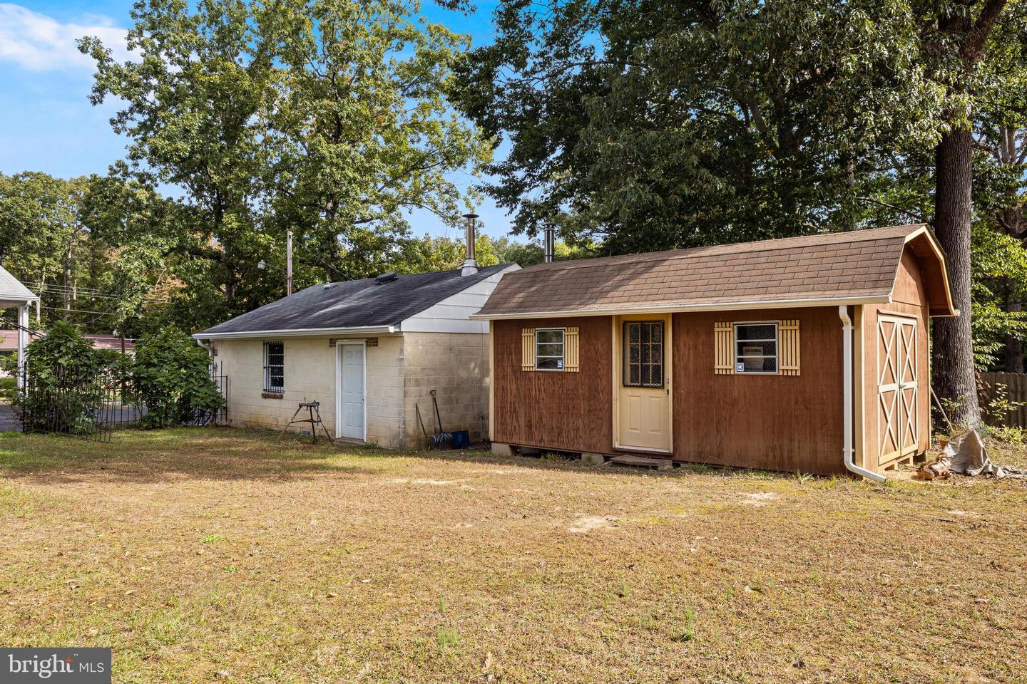 3662 Woodley Rd Property Photo 41