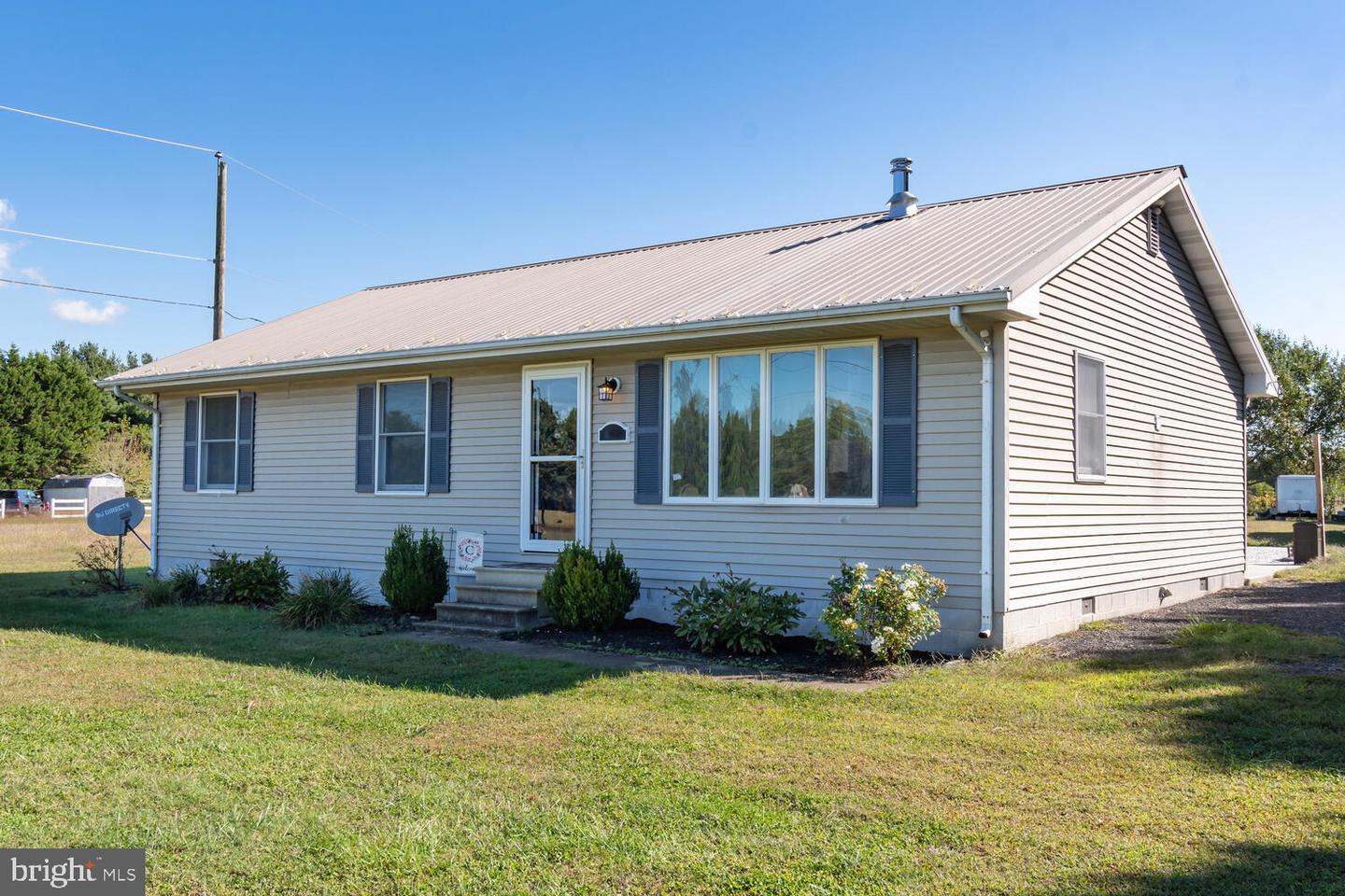 15395 Oakland Rd Property Photo