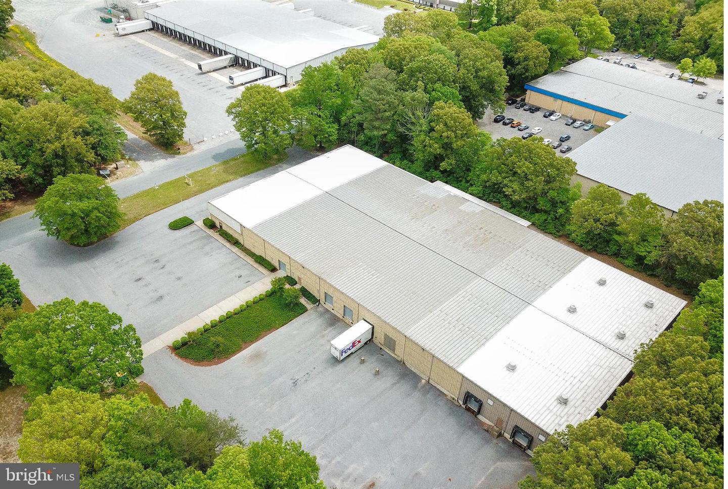 1700 Industrial Park Rd Property Photo 3