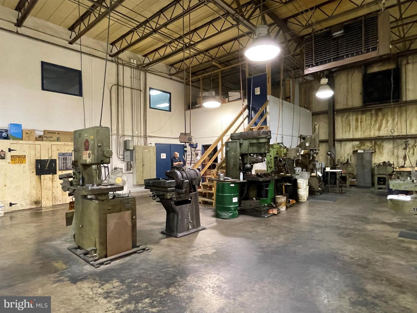 1700 Industrial Park Rd Property Photo 12