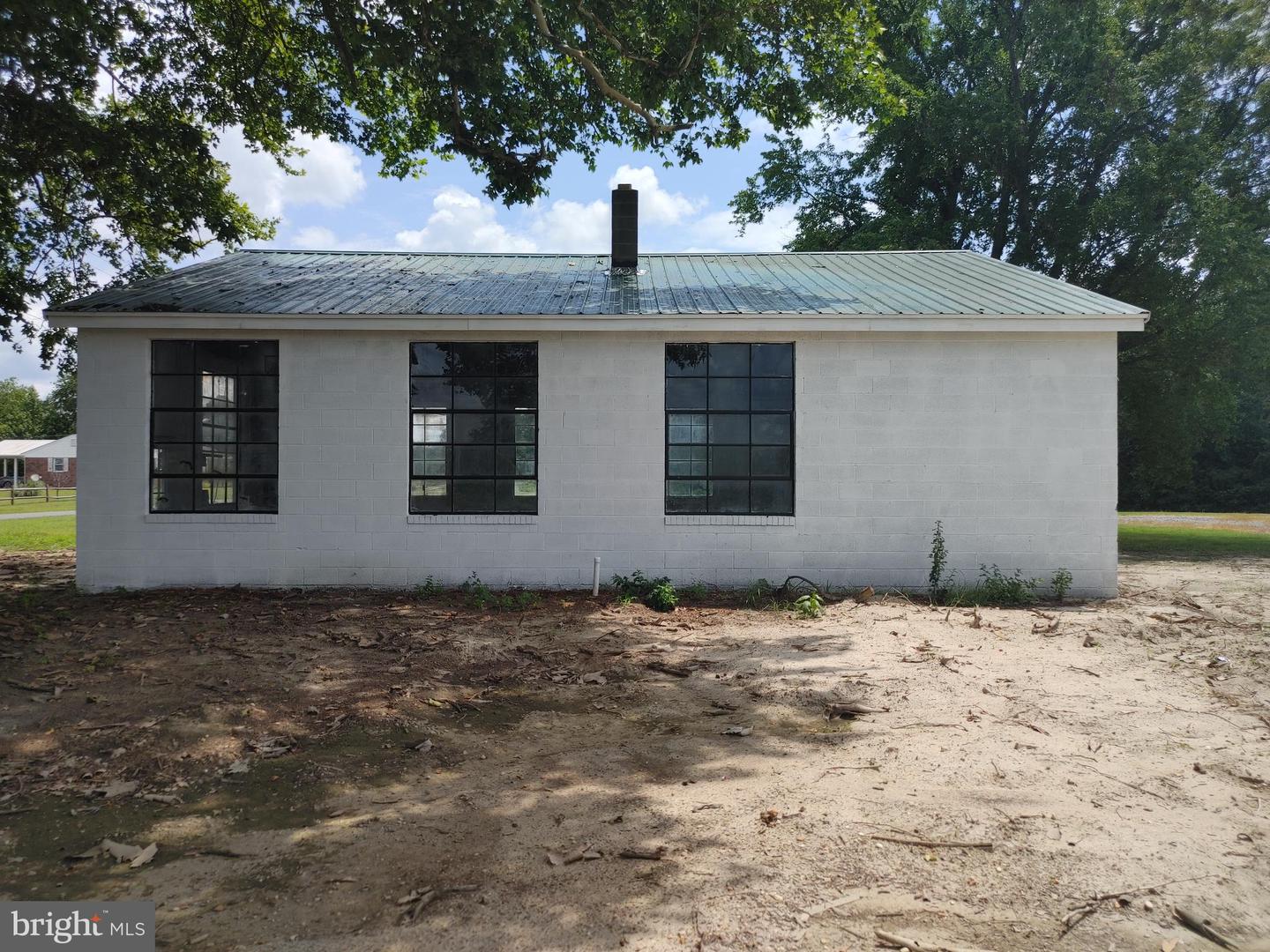 28035 Possum Hill Rd Property Photo 8