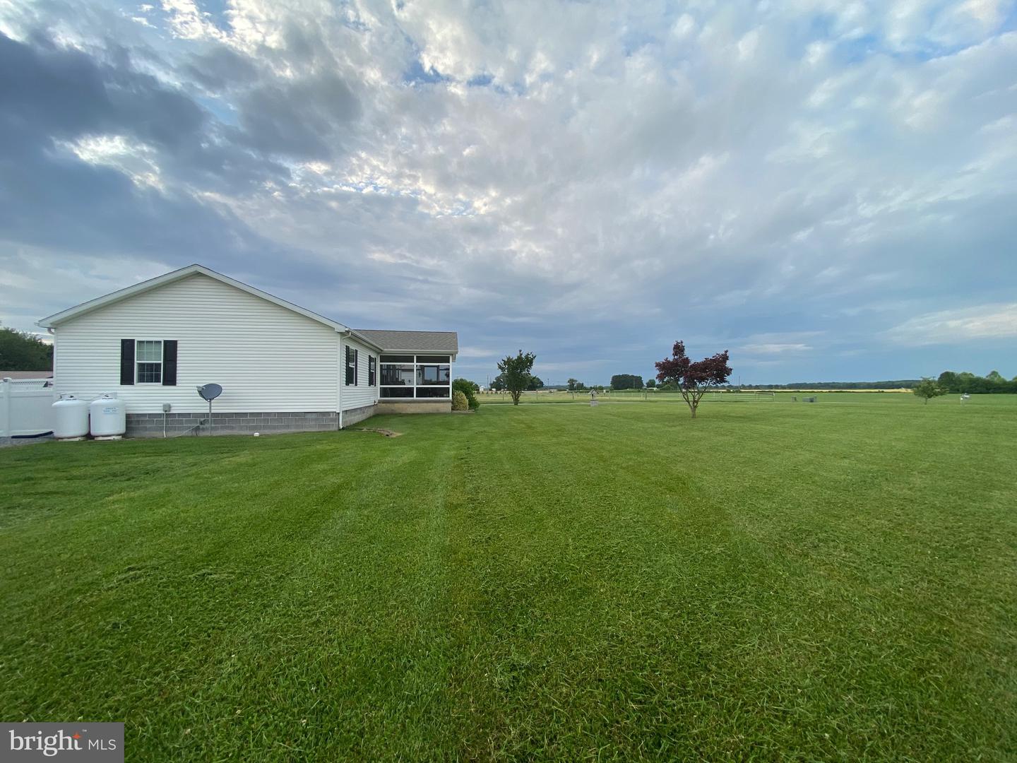 13056 Hog Lot Rd Property Photo 2