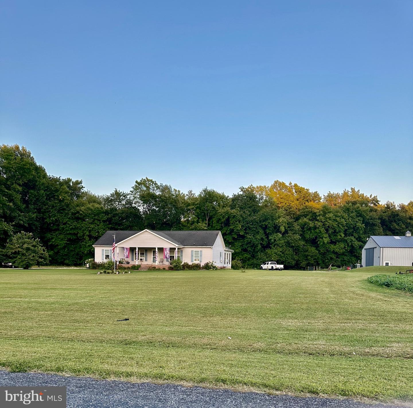 6401 Laurel Grove Rd Property Photo 2